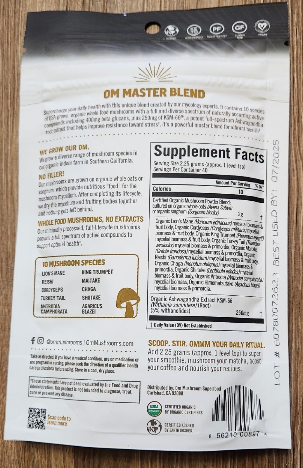 Om Mushroom Superfood Master Blend Mushrooms & Adaptogens-Organic-3.17 oz.(90 g)