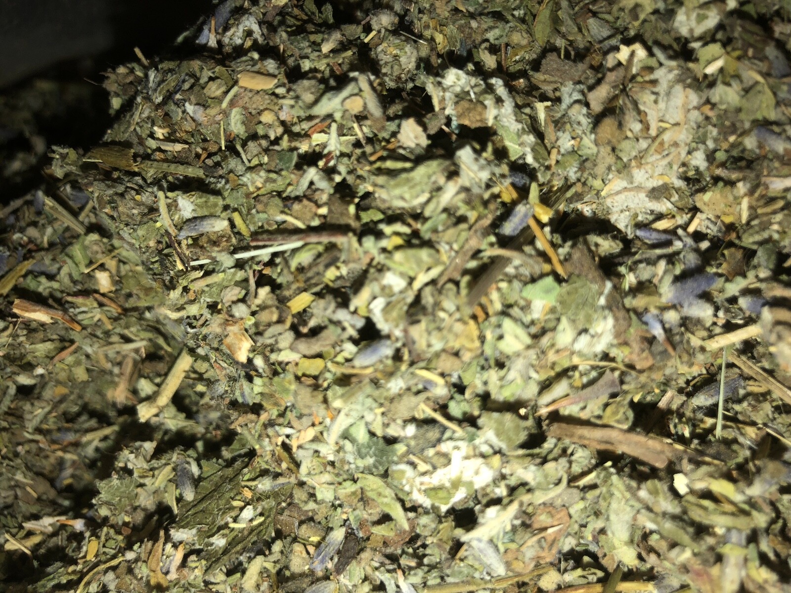 No.21 Mix – Damiana Raspberry Lavender Passionflower Mullein Horehound – 4 oz’s