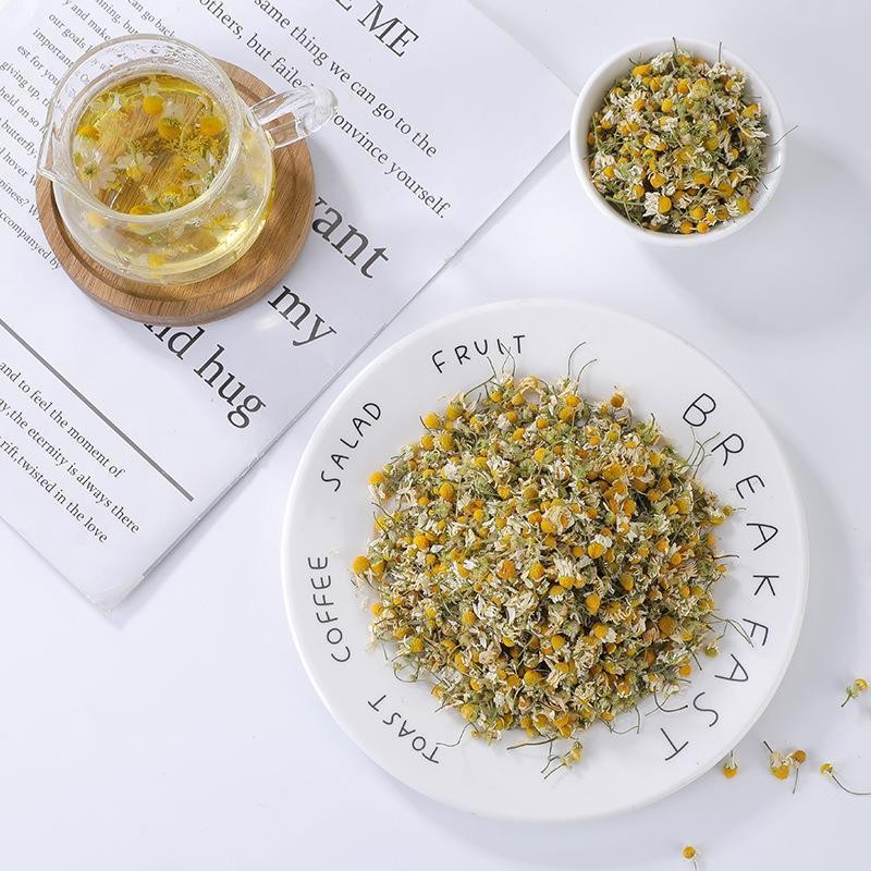 Chamomile tea bag-soothes mood,relieves pain,and helps you fall asleep naturally